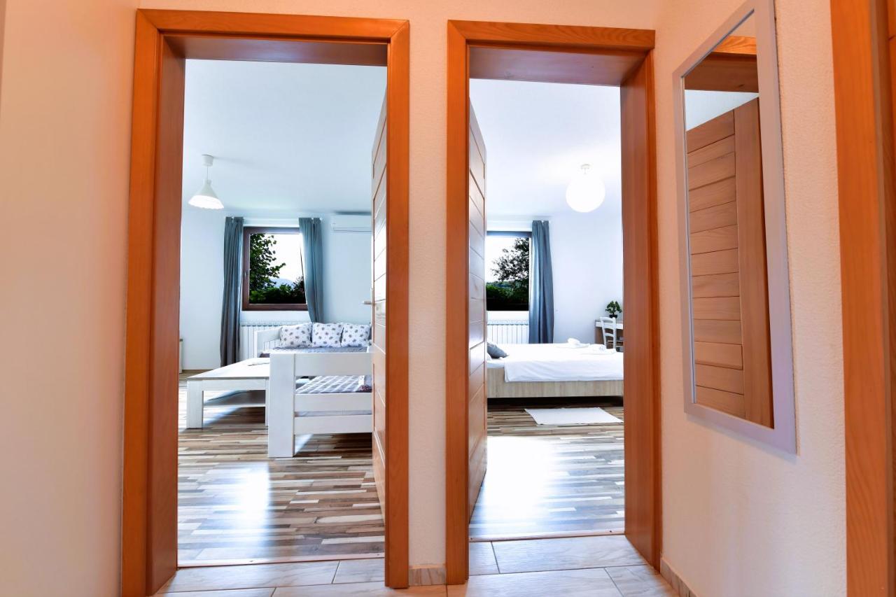 Holiday Home Ostrun Раковица Экстерьер фото