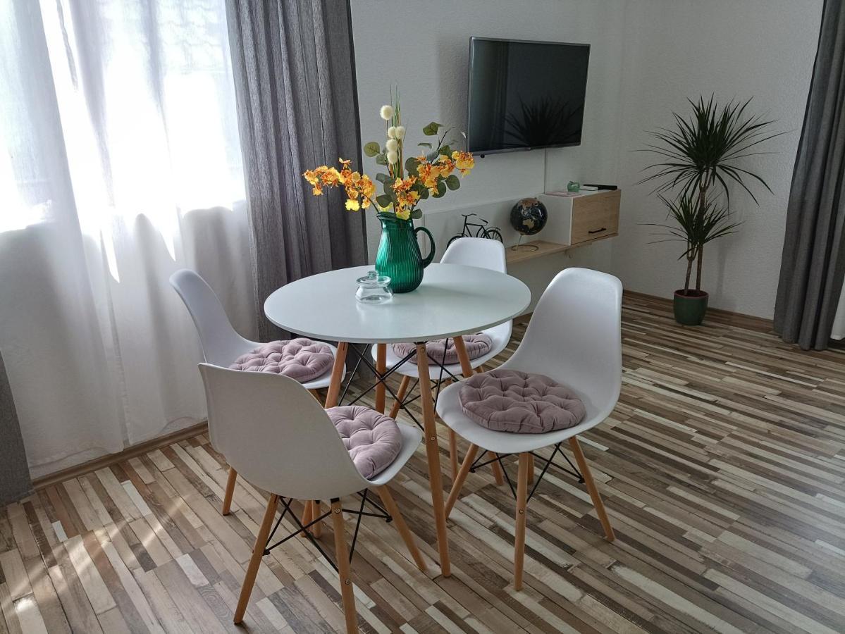 Holiday Home Ostrun Раковица Экстерьер фото