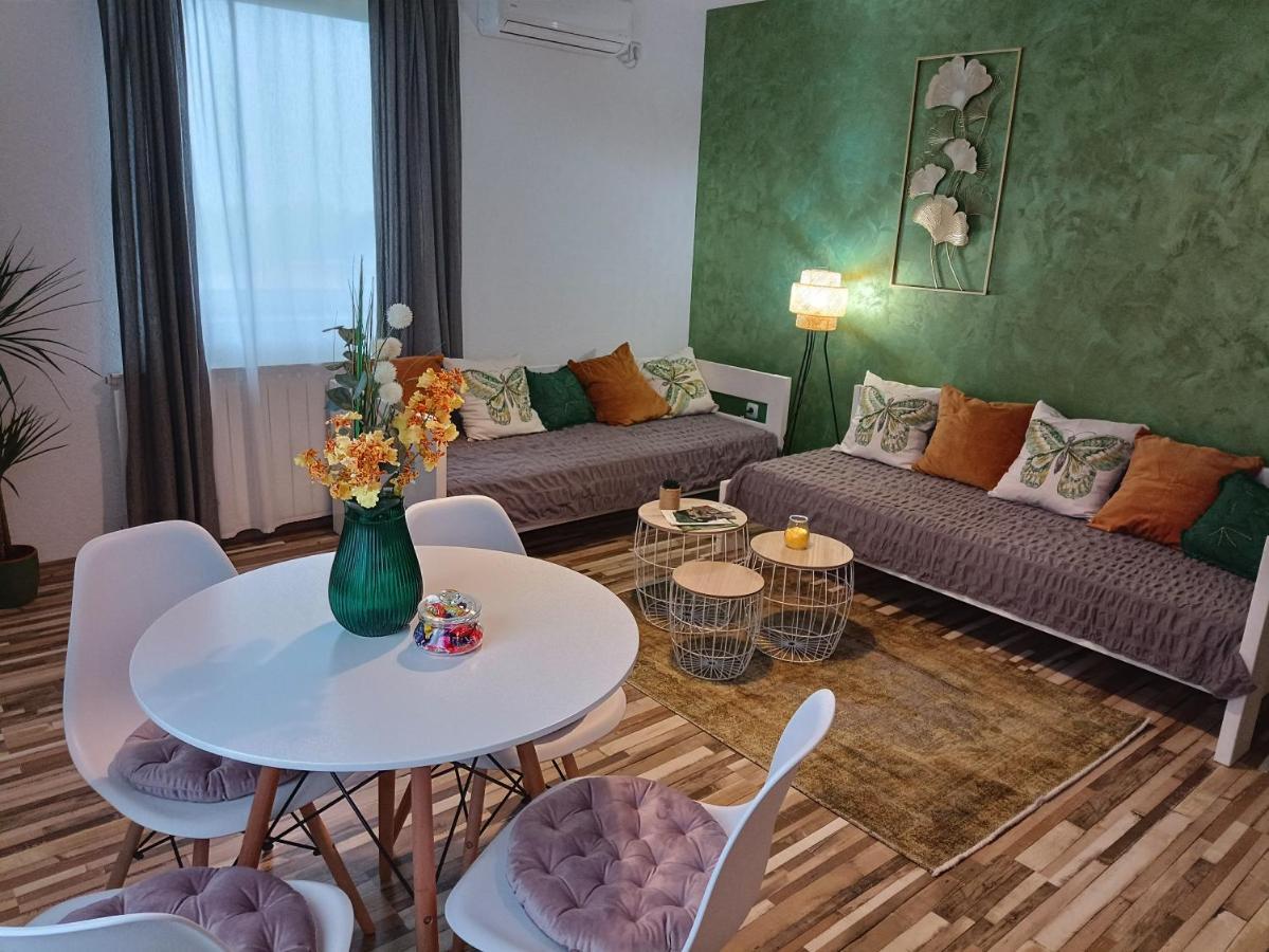 Holiday Home Ostrun Раковица Экстерьер фото